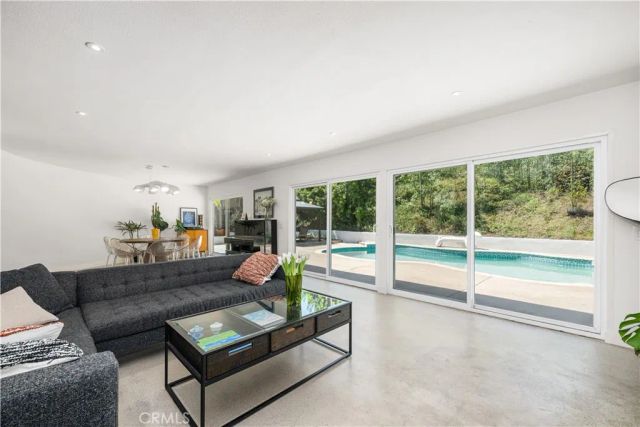 25121 Ericson Way, Laguna Hills, CA 92653
