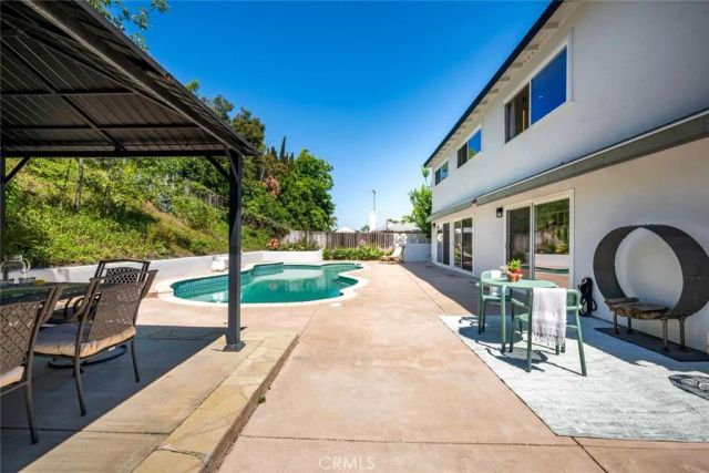25121 Ericson Way, Laguna Hills, CA 92653