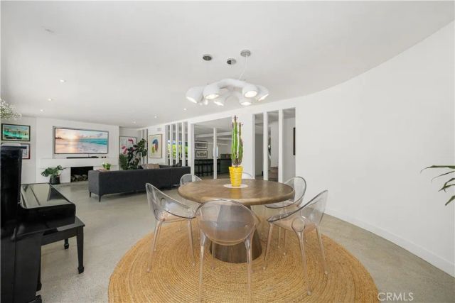 25121 Ericson Way, Laguna Hills, CA 92653