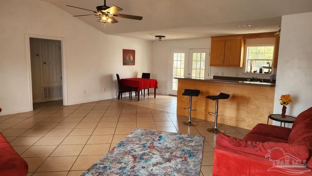 4342 Lorraine Ct, Gulf Breeze, FL 32563