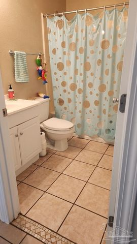 4342 Lorraine Ct, Gulf Breeze, FL 32563