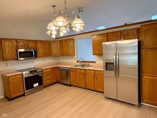 7811 Connie Drive, Indianapolis, IN 46237