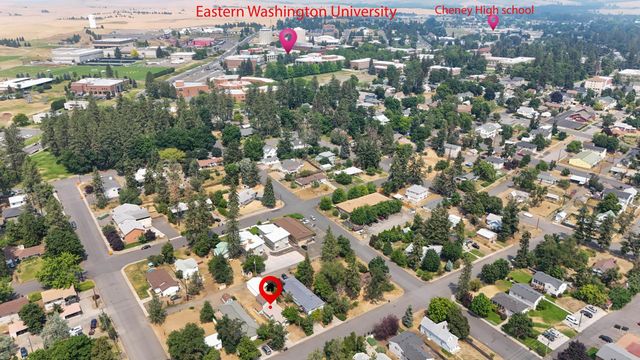 120 W 3rd St St, Cheney, WA 99004