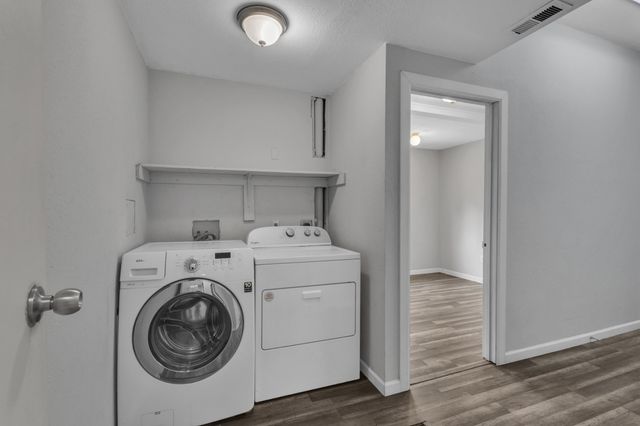 120 W 3rd St St, Cheney, WA 99004