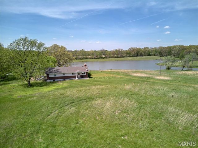 196 Absolut Lane, Troy, MO 63379