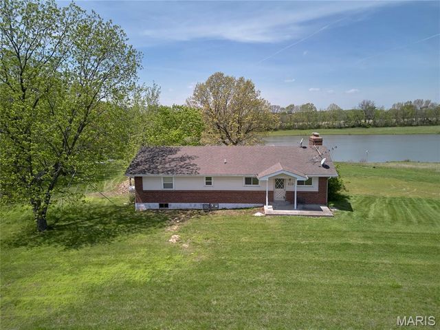 196 Absolut Lane, Troy, MO 63379