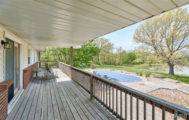 196 Absolut Lane, Troy, MO 63379