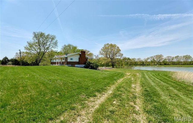 196 Absolut Lane, Troy, MO 63379