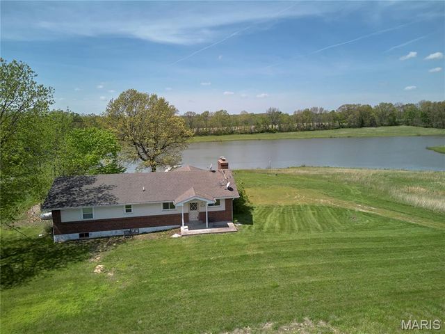 196 Absolut Lane, Troy, MO 63379