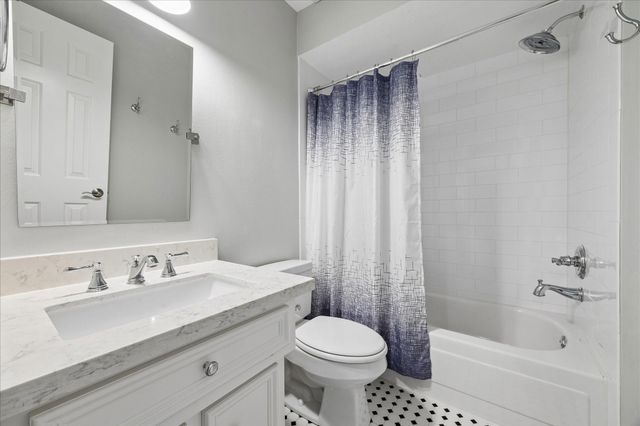 13123 Winesap Lane, Cypress, TX 77429