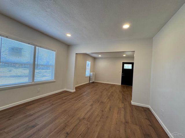 1902 Newberry Street, Saginaw, MI 48602