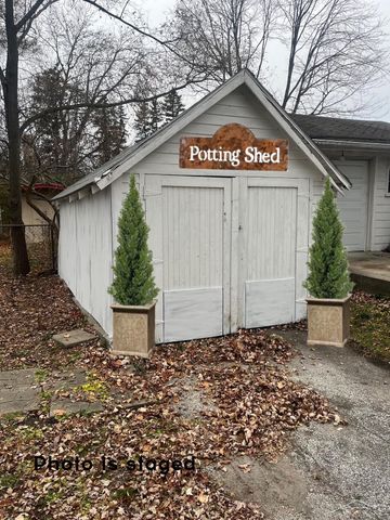 1902 Newberry Street, Saginaw, MI 48602