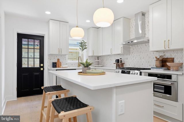 820 PIERCE ST, Philadelphia, PA 19148