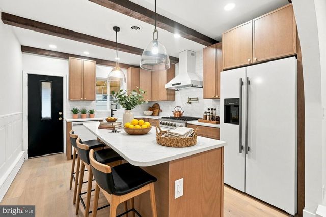 820 PIERCE ST, Philadelphia, PA 19148