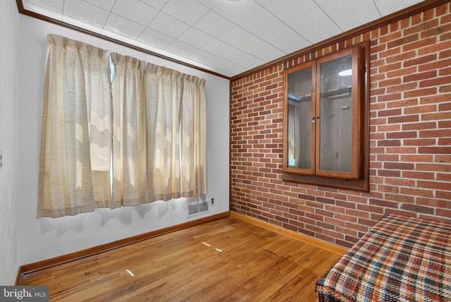 540 MANOR RD, Windsor, PA 17366
