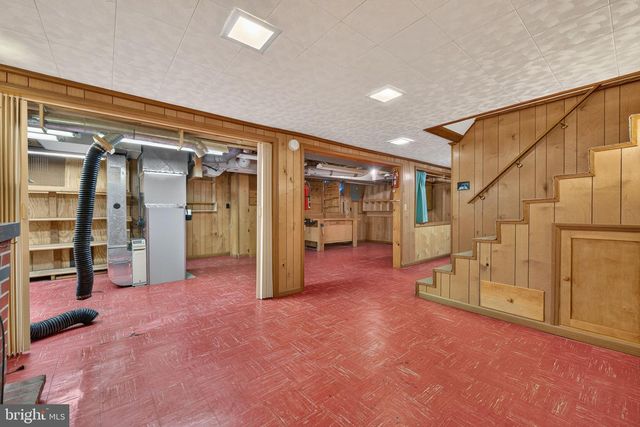 540 MANOR RD, Windsor, PA 17366