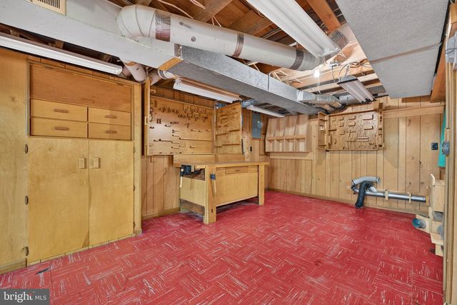 540 MANOR RD, Windsor, PA 17366