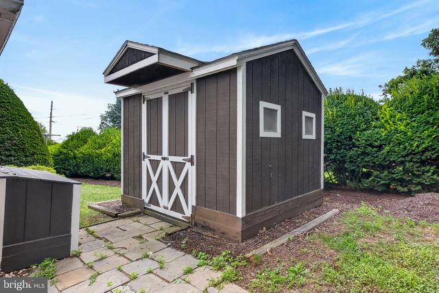 540 MANOR RD, Windsor, PA 17366