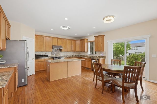 385 Marshall Ash Street, Bolingbrook, IL 60490