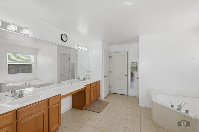 385 Marshall Ash Street, Bolingbrook, IL 60490