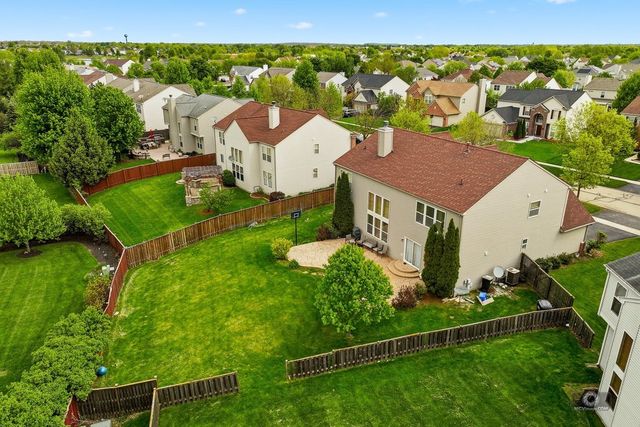 385 Marshall Ash Street, Bolingbrook, IL 60490
