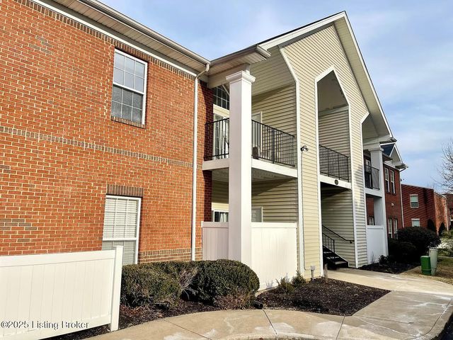1110 Westlynne Pl UNIT 6, Louisville, KY 40222