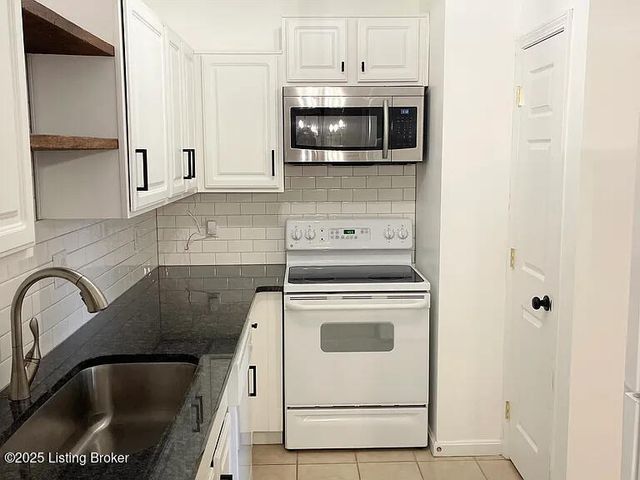 1110 Westlynne Pl UNIT 6, Louisville, KY 40222