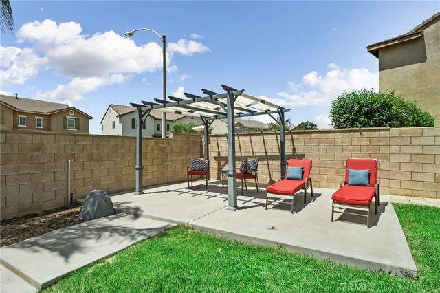 11936 Turquoise Way, Jurupa Valley, CA 91752