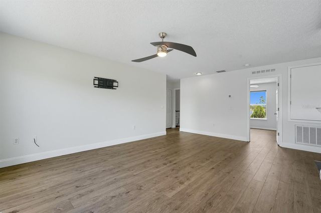 1571 TIMBERCREST DRIVE, Deltona, FL 32738