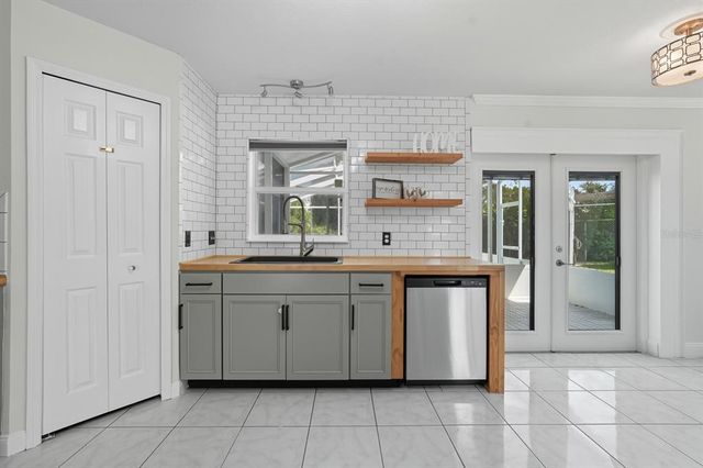 1571 TIMBERCREST DRIVE, Deltona, FL 32738