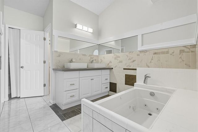 1571 TIMBERCREST DRIVE, Deltona, FL 32738