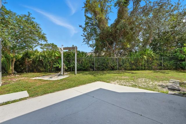 1571 TIMBERCREST DRIVE, Deltona, FL 32738