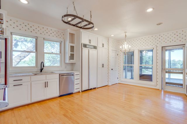 1590 Airport Road, Aledo, TX 76008