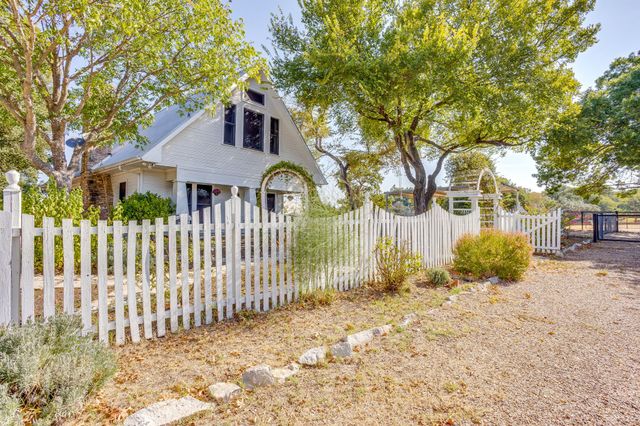 1590 Airport Road, Aledo, TX 76008