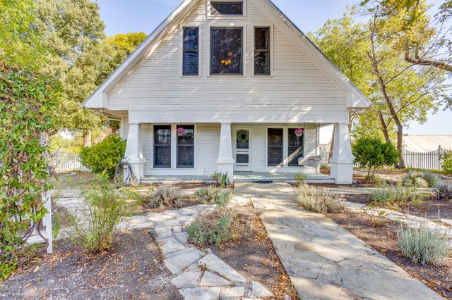 1590 Airport Road, Aledo, TX 76008