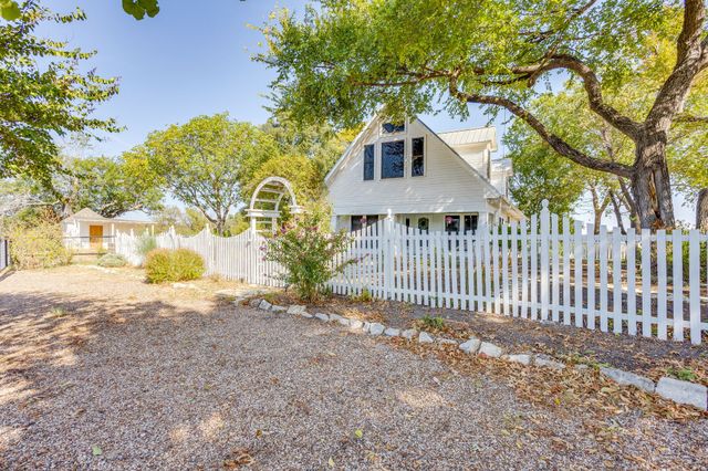 1590 Airport Road, Aledo, TX 76008