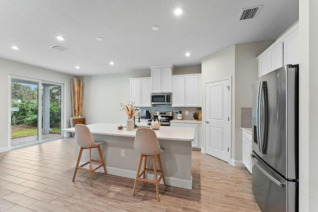 200 SW Pomeroy Street, Stuart, FL 34997