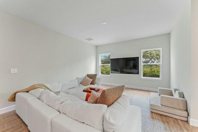 200 SW Pomeroy Street, Stuart, FL 34997