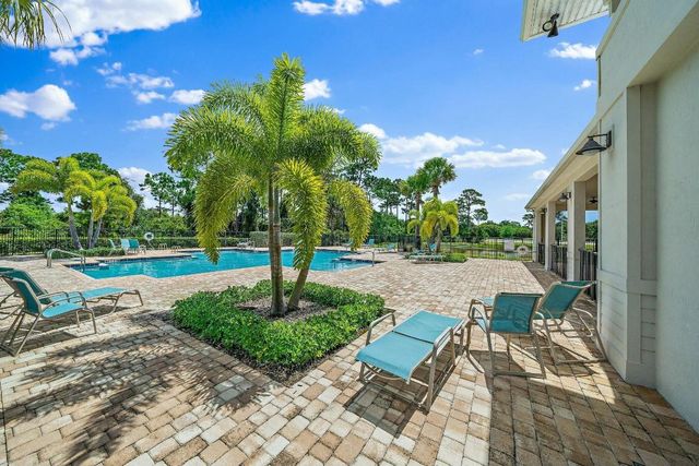 200 SW Pomeroy Street, Stuart, FL 34997