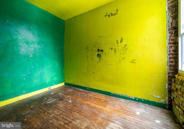 1229 LANSDOWN AVE, Camden, NJ 08104