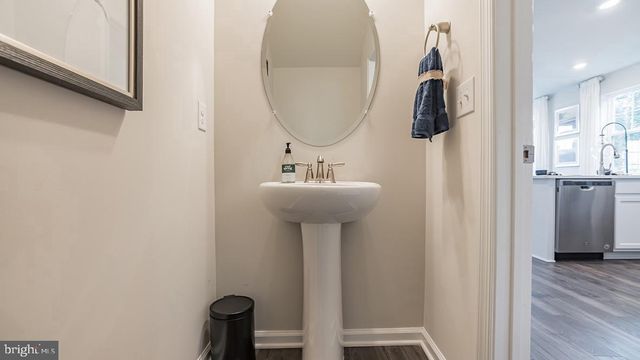 113 MAZZEO DR, Glassboro, NJ 08028