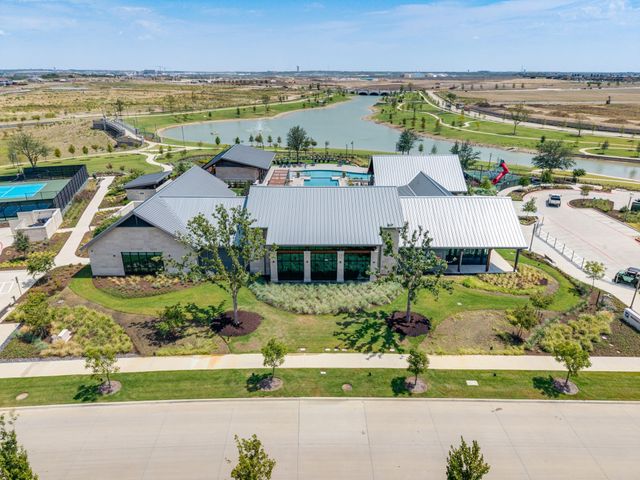 111 Fallwood Street, Frisco, TX 75033