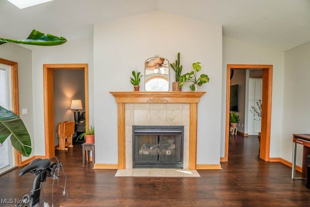 5700 Glena Street, Louisville, OH 44641