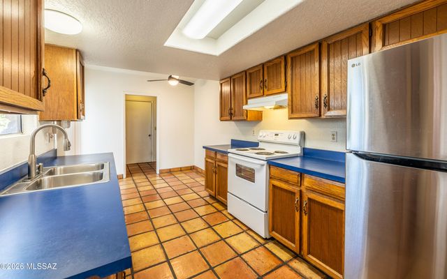 4564 E Camino Pimeria Alta, Tucson, AZ 85718