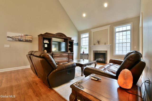 397 King Road, Northumberland, NY 12871