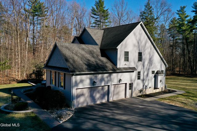 397 King Road, Northumberland, NY 12871