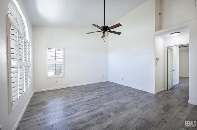 10008 Cheyenne Drive, Bakersfield, CA 93312