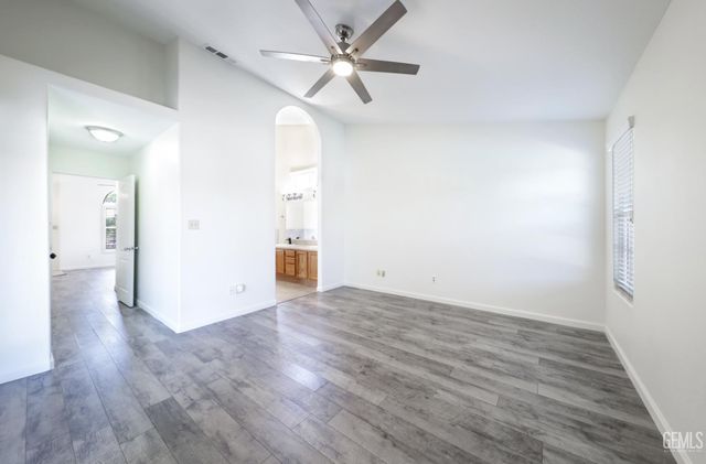 10008 Cheyenne Drive, Bakersfield, CA 93312
