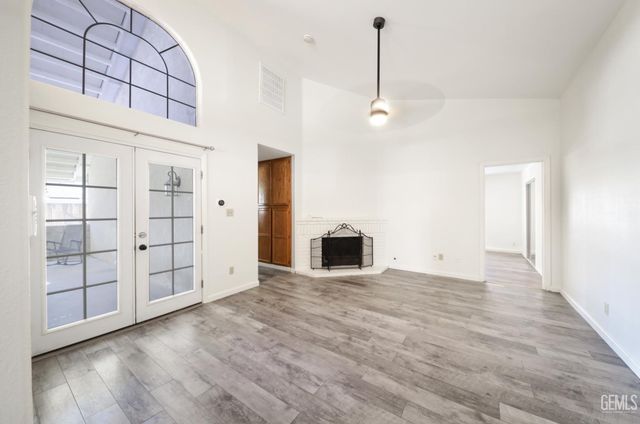 10008 Cheyenne Drive, Bakersfield, CA 93312