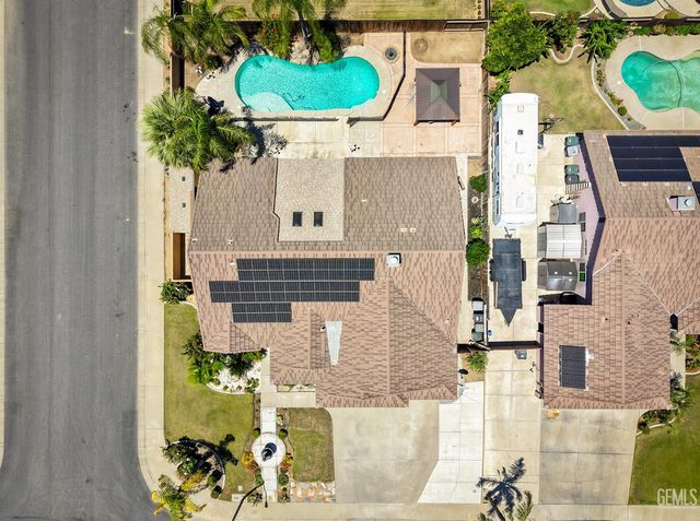 10008 Cheyenne Drive, Bakersfield, CA 93312